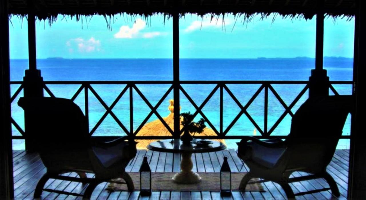 Breve Azurine Lagoon Resort Karimunjawa Exterior photo