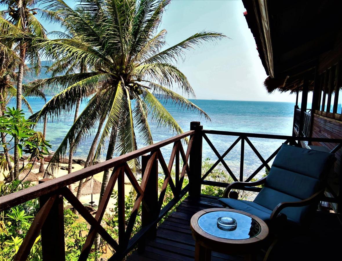 Breve Azurine Lagoon Resort Karimunjawa Exterior photo