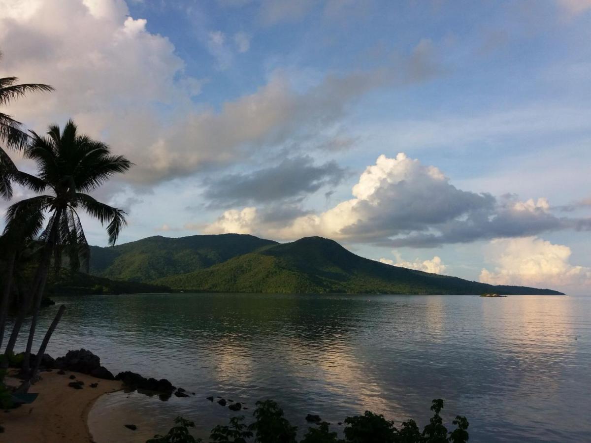 Breve Azurine Lagoon Resort Karimunjawa Exterior photo